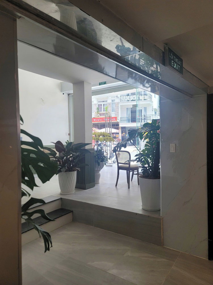 Nature Hotel - Nam Ky Khoi Nghia