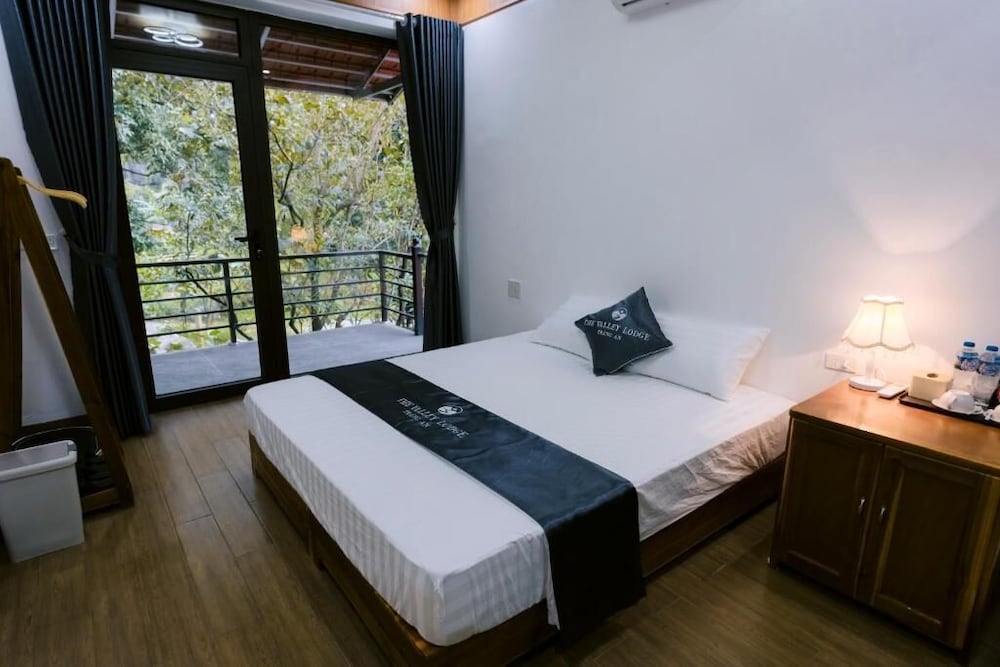 The Valley Lodge Trang An