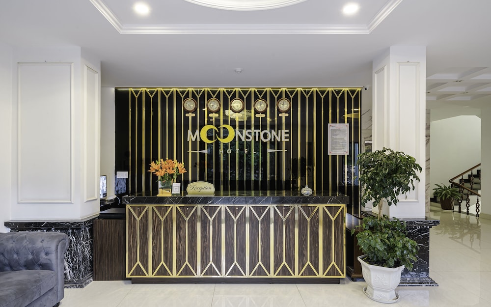 Ttr Moonstone Apart Hotel