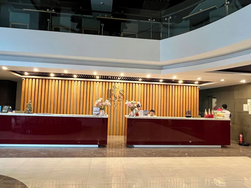 The Iris Signature Hotel & Spa