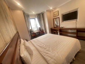 Hotel Ngoc Lan- 35 Tran Quang Dieu-Bay Luxury cazare Dong Da
