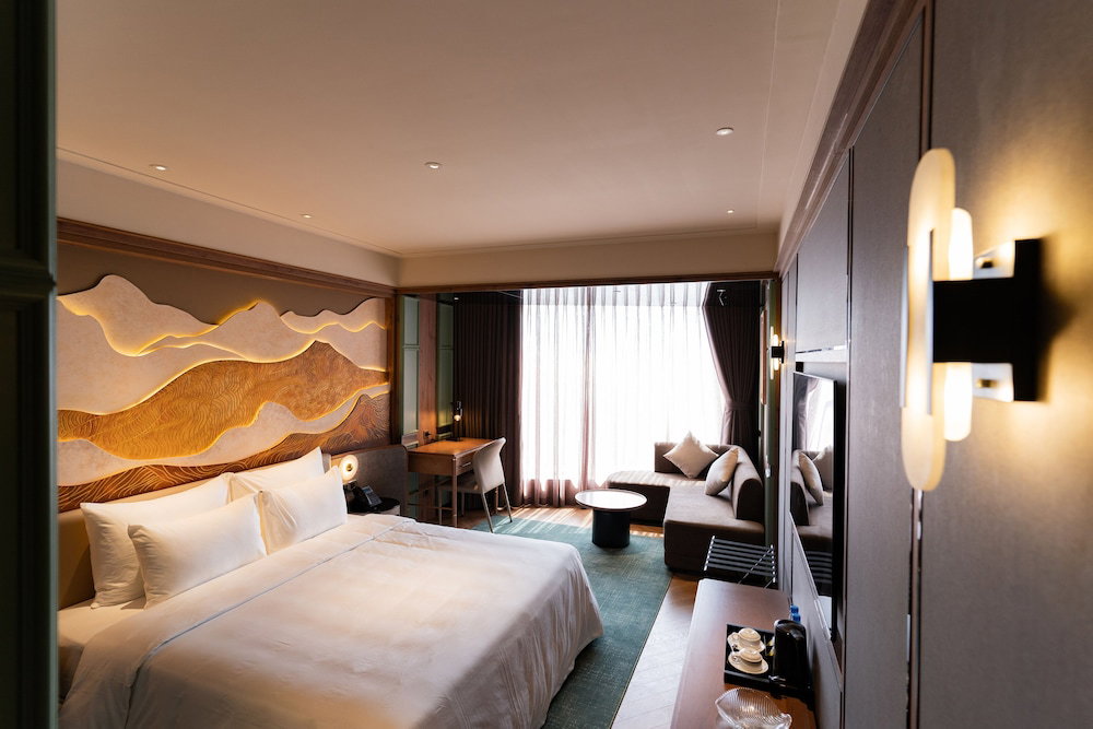 La Passion Premium Cau Go Hotel