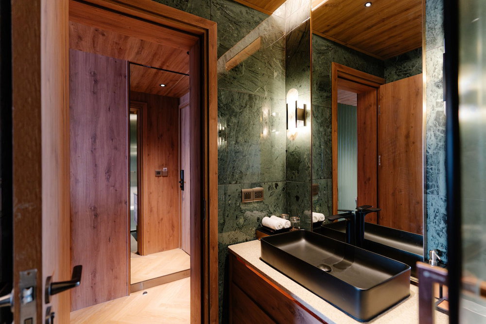 La Passion Premium Cau Go Hotel