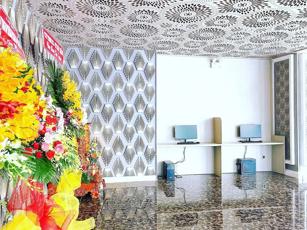 Holiday 2 Hotel