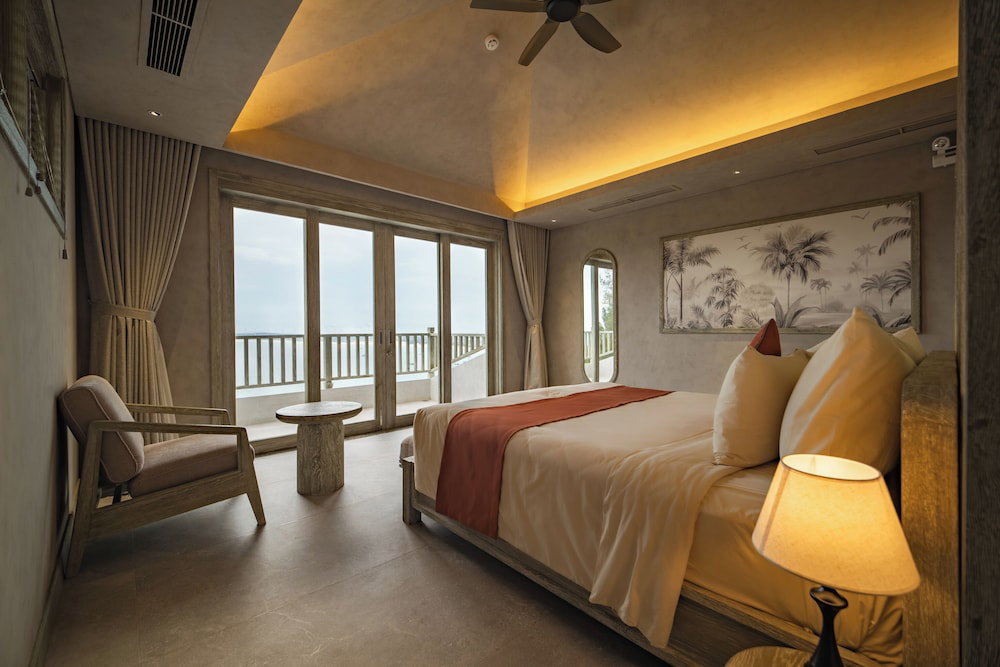 Crown Retreat Quy Nhon