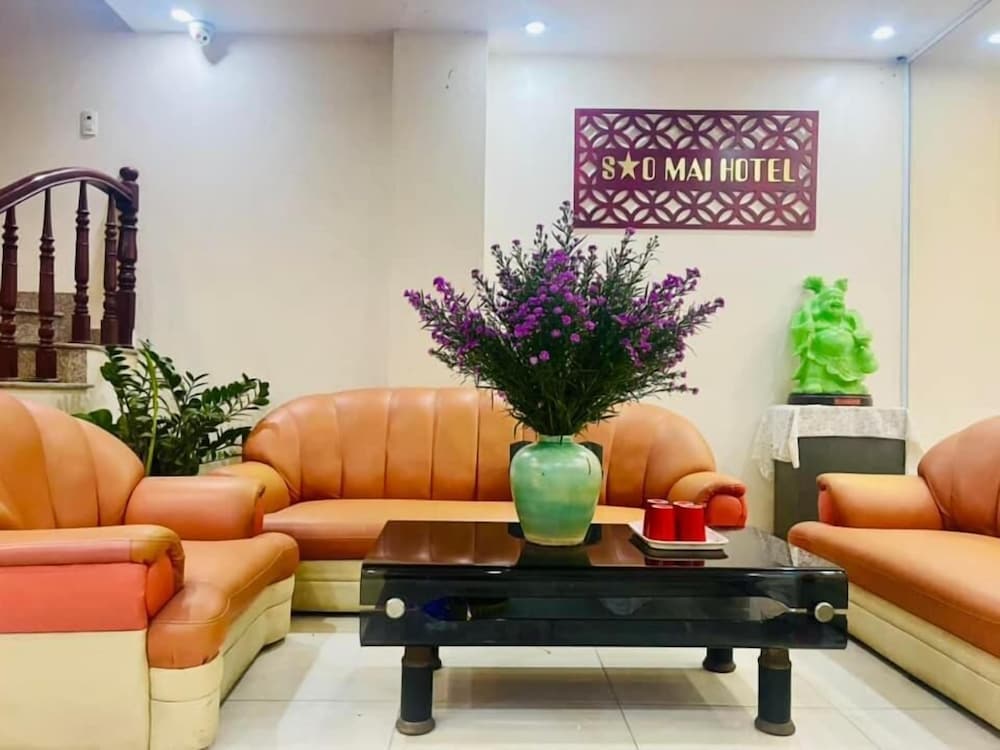 Sao Mai Hotel By Bay Luxury