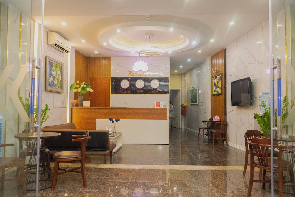 Hotel Sen Hotel My Dinh Song Da