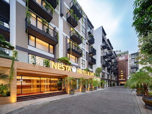 Hotel Nesta Hotel & Spa cazare Dong Da
