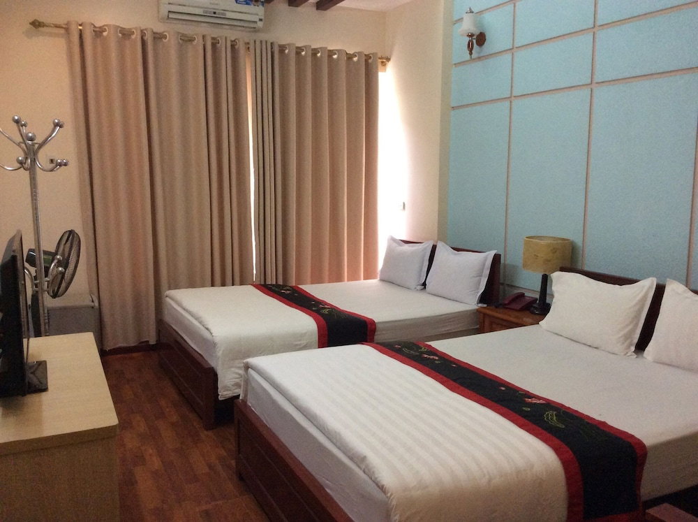 Sunrise Hotel
