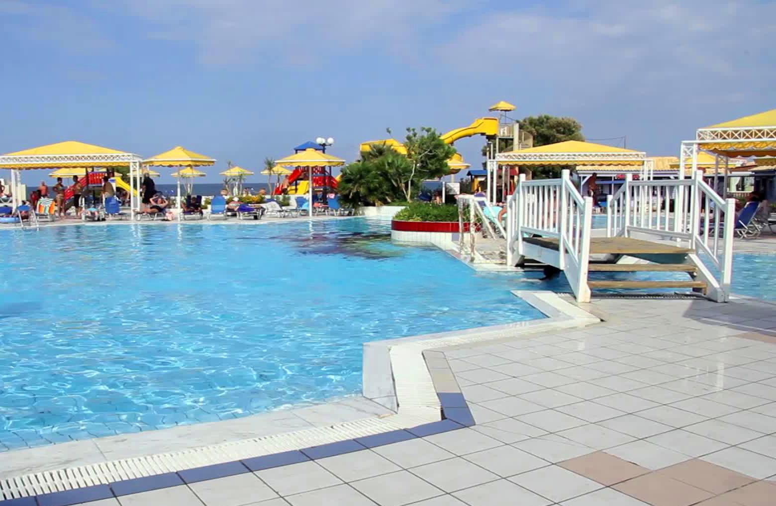 dal travel Serita Beach Hotel