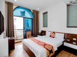 Hotel Phuong Nam Luxury Hotel Long Bien cazare Trau Quy