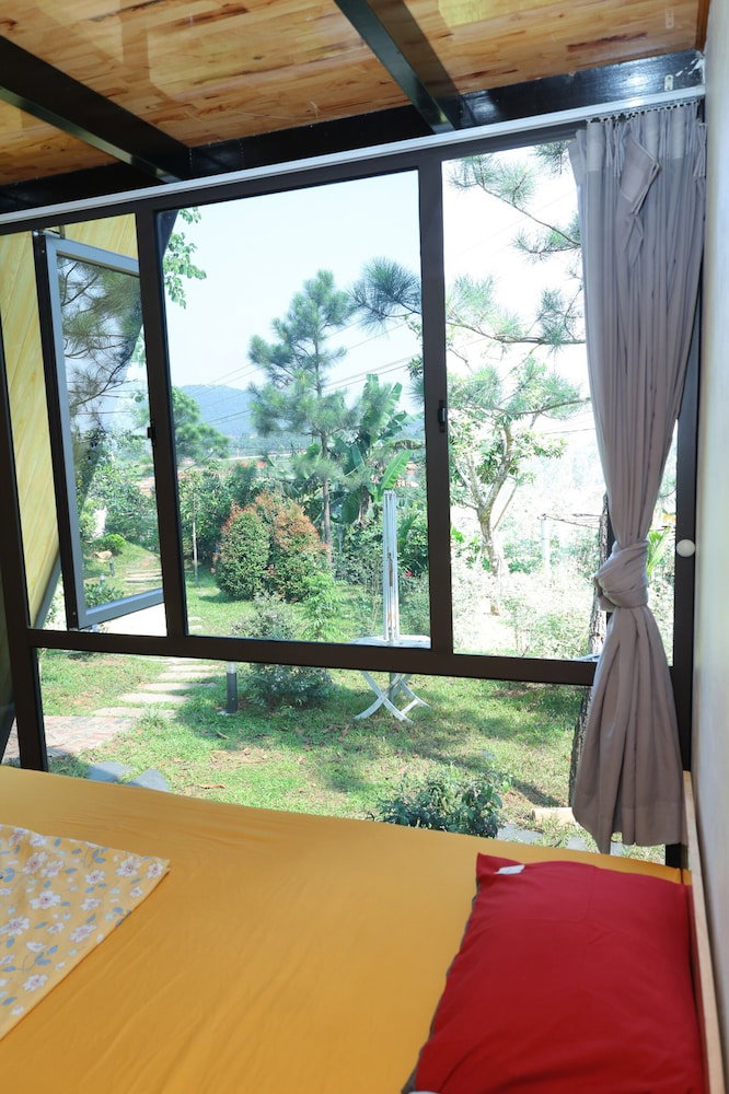 Suha Retreat Soc Son