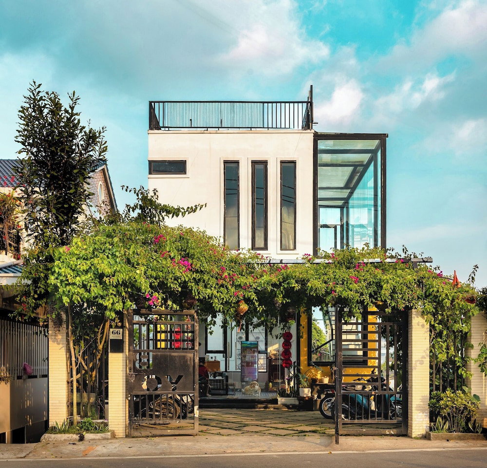 Hotel Be Youth Villa