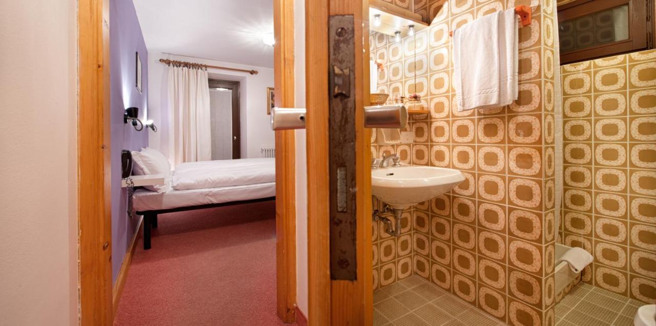 Hotel Teola