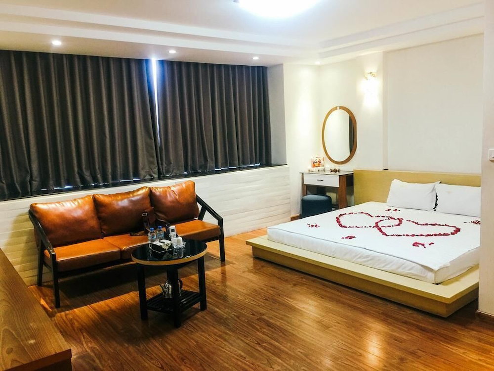 Hotel Hoang Gia Hotel 150 Nghi Tam Hn-Baylux