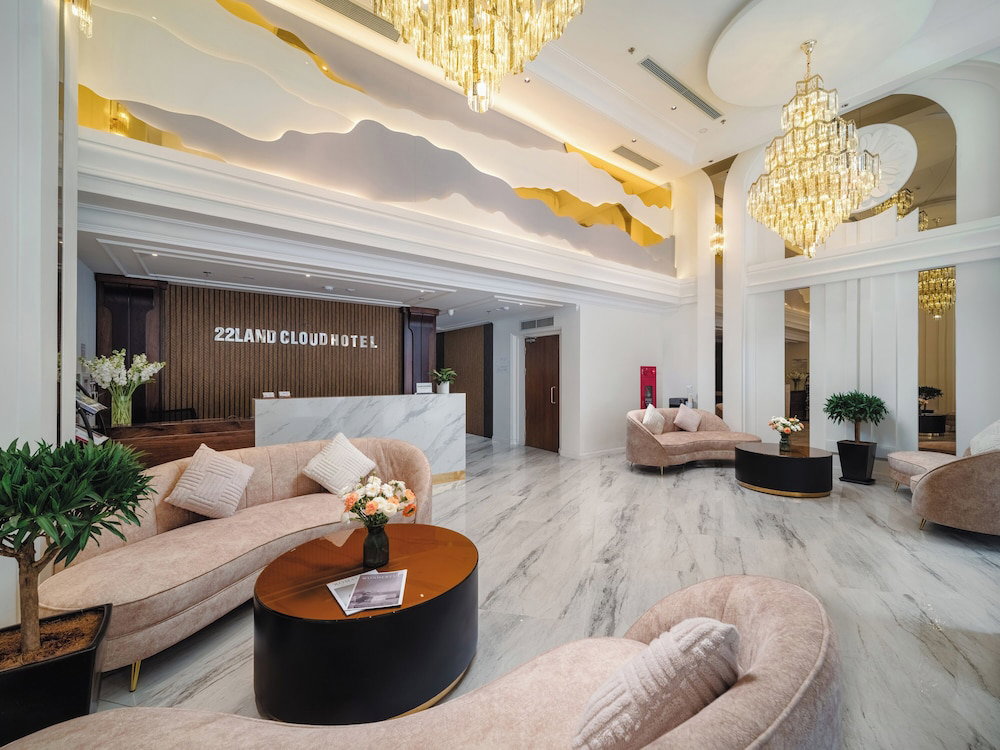 22Land Cloud Hotel