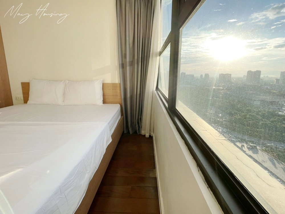 May Housing - D'capitale