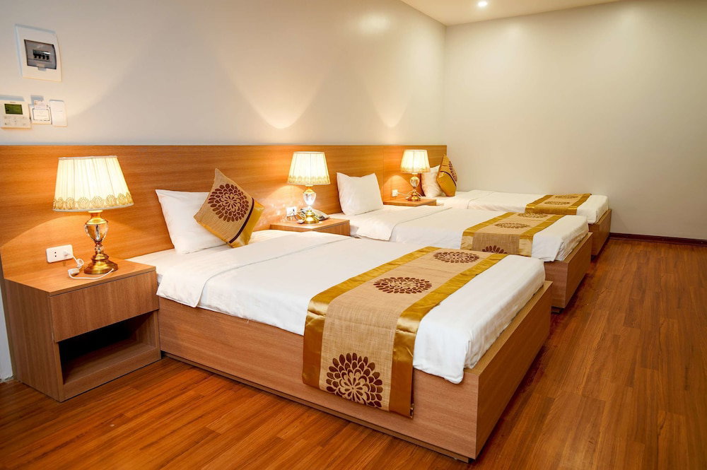 Hotel Long Anh Hotel