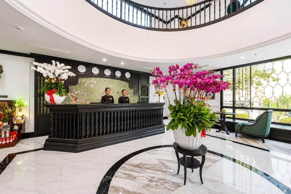 Grand Luxury Hotel Ninh Chu