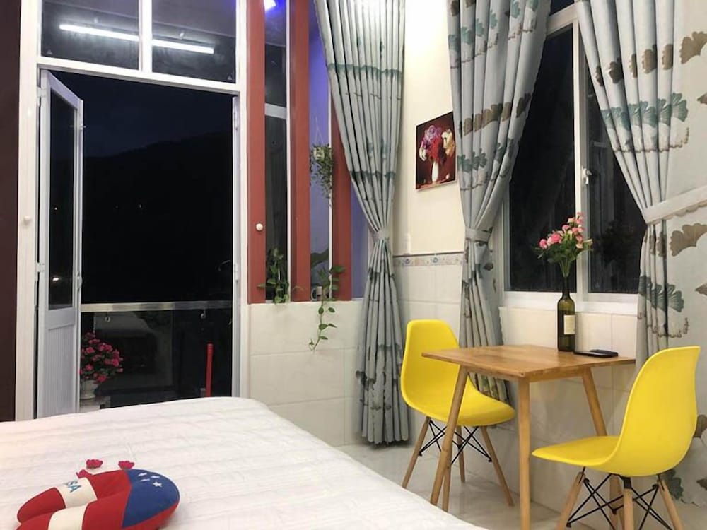 Hotel Sunny Homestay Quy Nhon