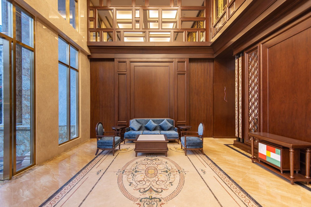 Reyna Luxury Hotel By 22Land
