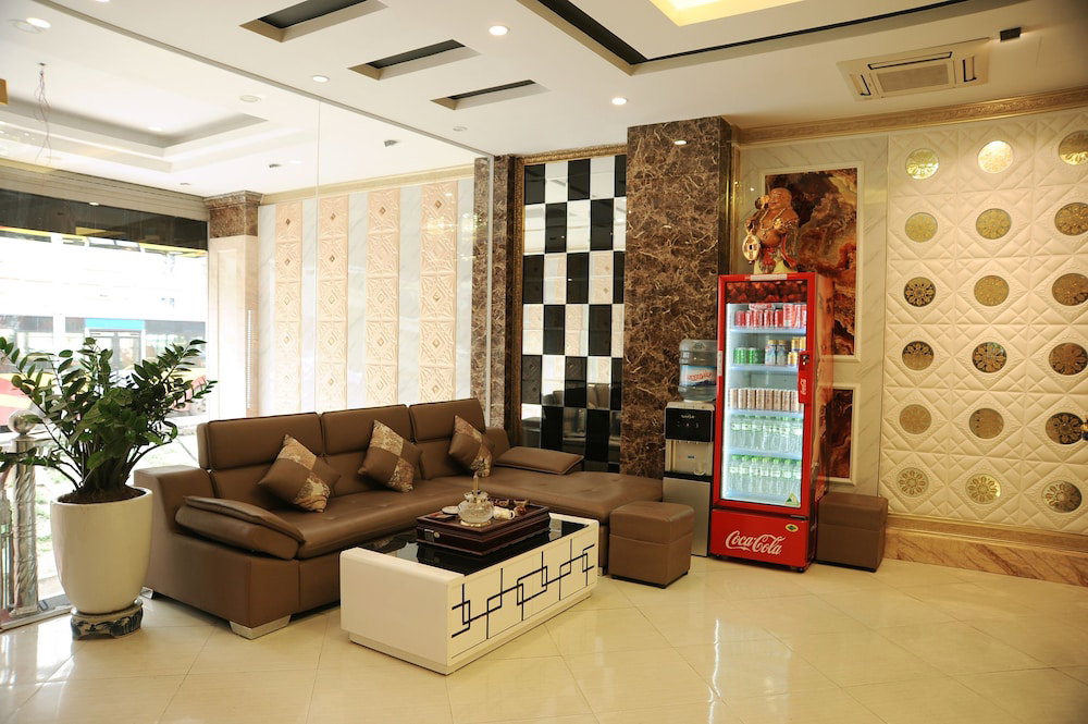 The Royal Hotel