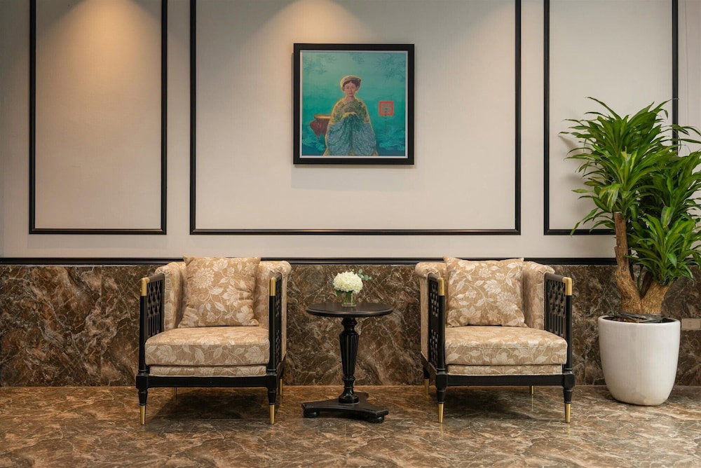 Grand Vinh Tuy Hotel & Spa Ha Noi