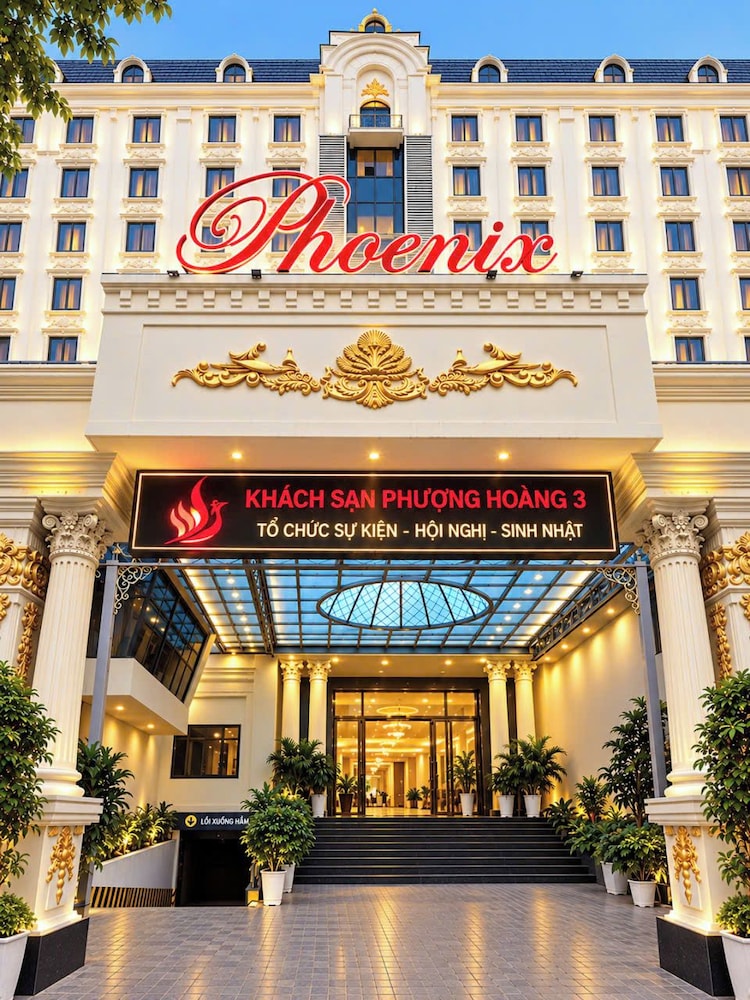 Phoenix Hotel 3