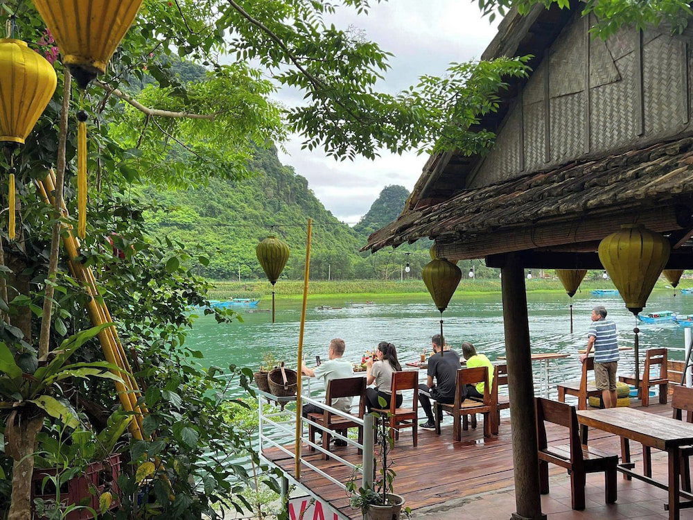 Hotel Phong Nha Coco House Homestay