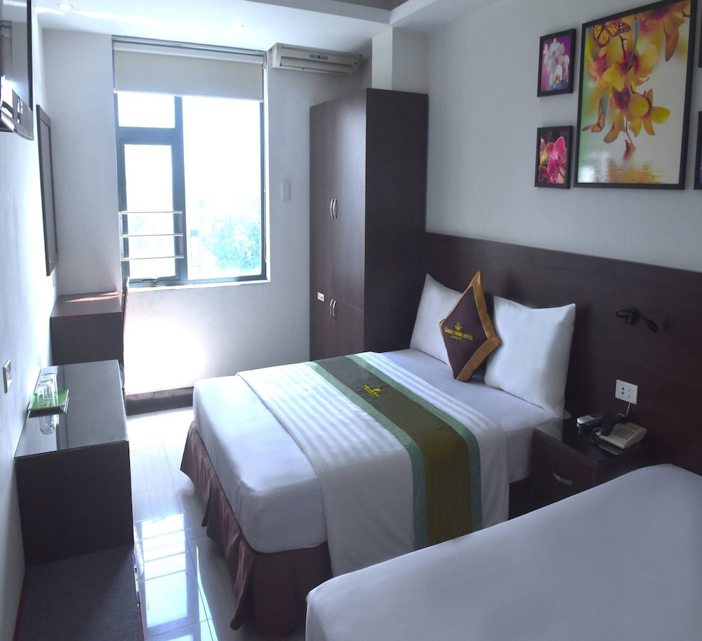 Sao Hotel Nguyen Ngoc Vu