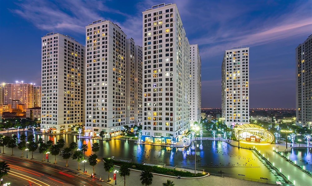 Hotel Sol- Vinhomes Times City & Park Hill