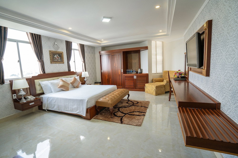 Hotel Duc Long Gia Lai Hotels & Apartment