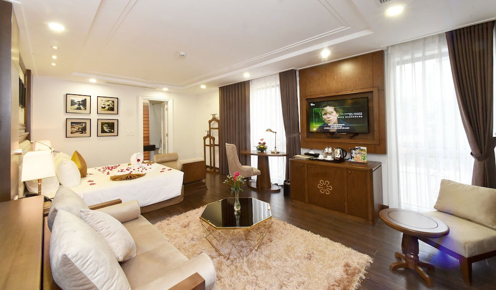 Garco Dragon Hotel 2