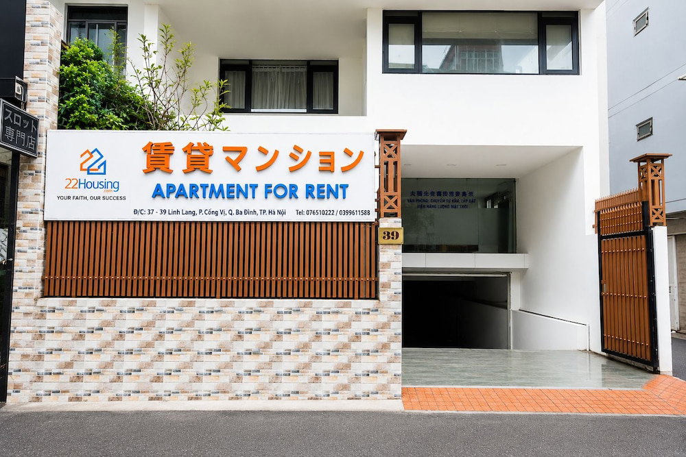 Wendy Apartment 39Ll