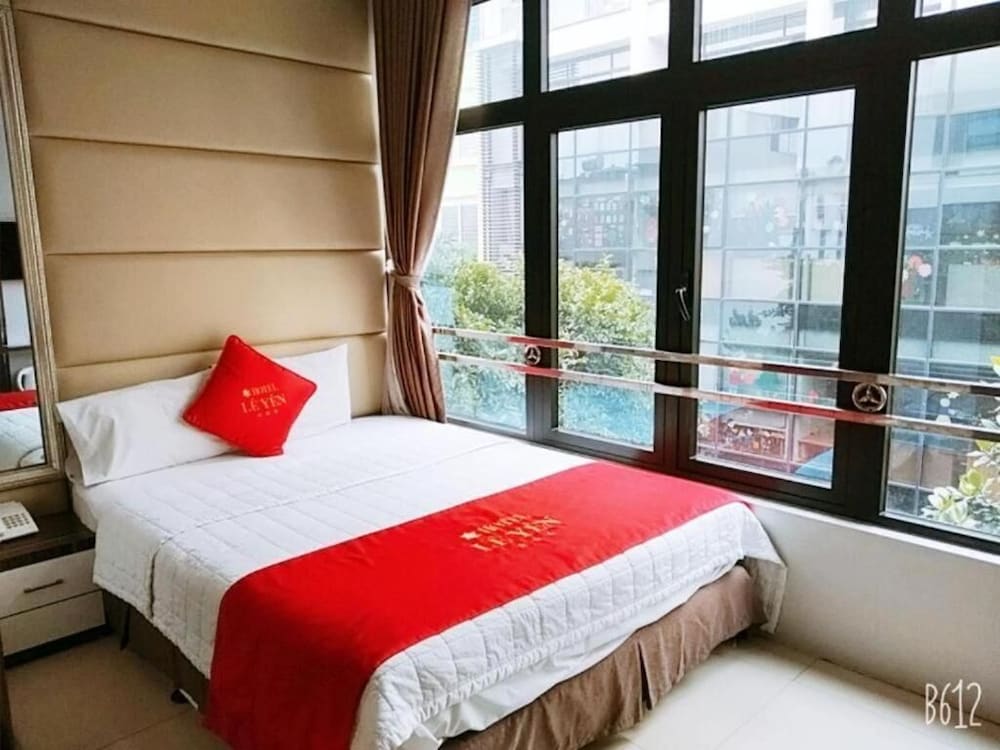 Le Yen Hotel Hn- By Bay Luxury