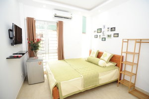 Hotel Ruby Lakeview Homestay cazare Van Dien
