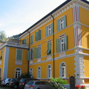 Hotel Villa Nicole cazare Arco