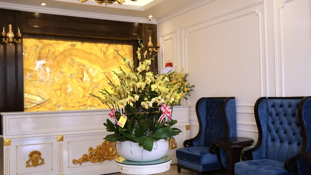 Royal Hotel Thanh Tri
