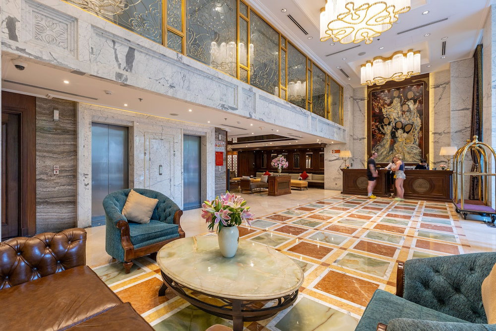 The Lapis Hotel