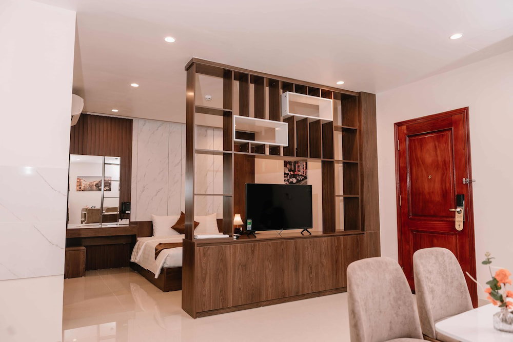 Diamond Hotel