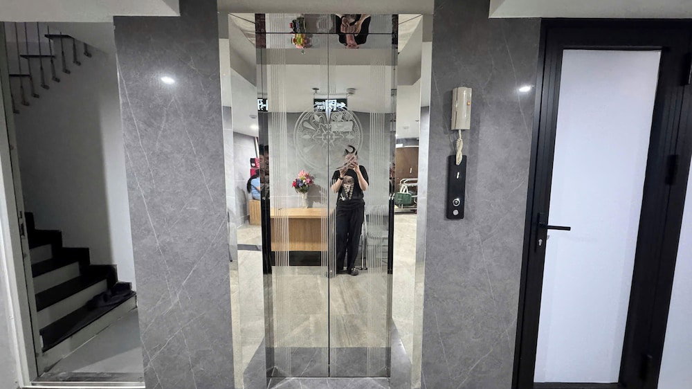 Aira Cu Loc Apartment