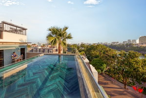 Hotel La Siesta Premium Lakeside cazare Hoan Kiem