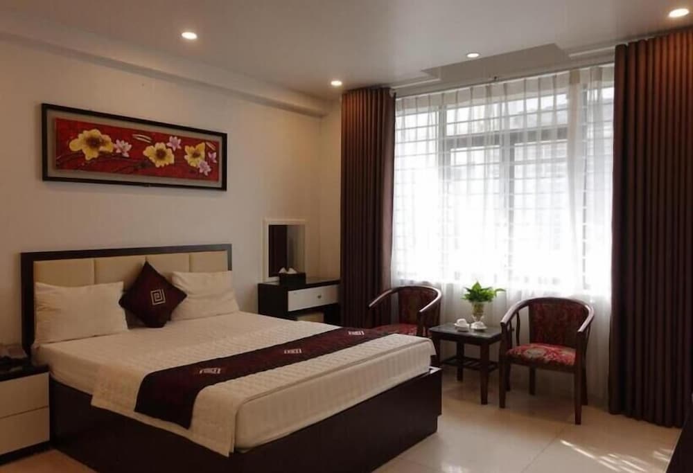 Hoang Lan Hotel Kdt Van Quan - Bayluxury