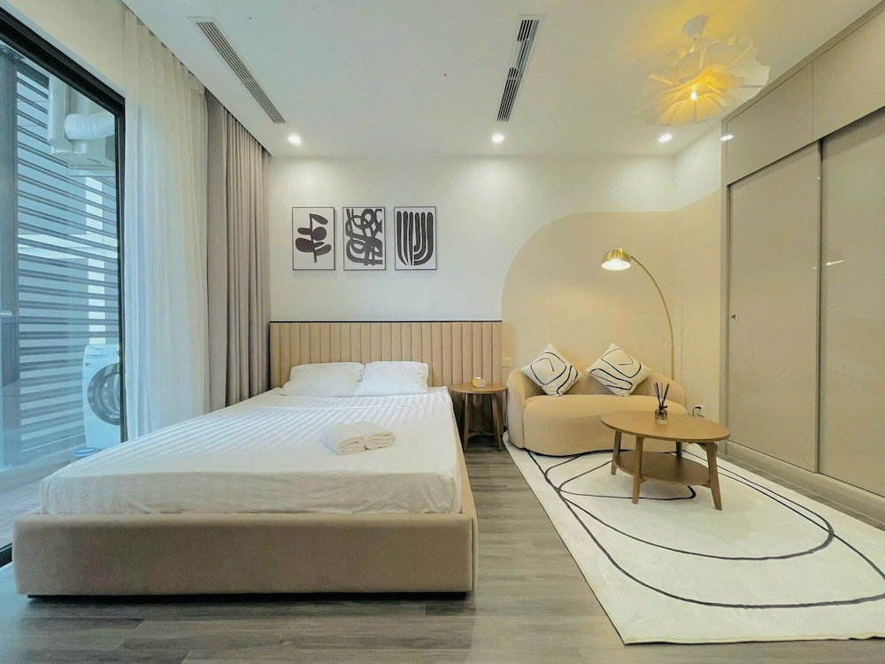 Hotel Luna's House - Vinhomes Smart City