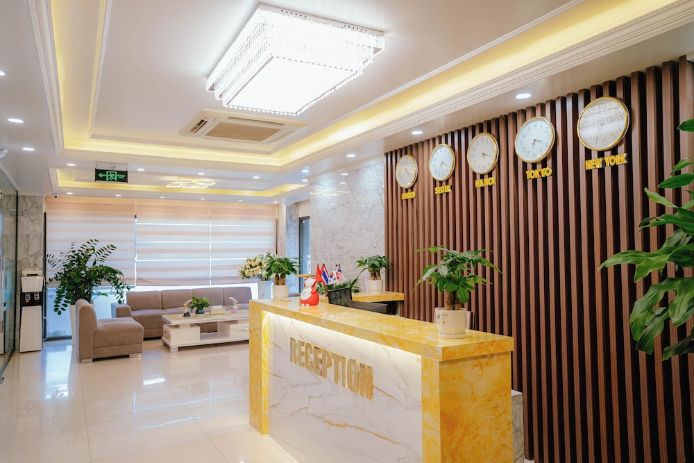 A89 Rosarian Hotel