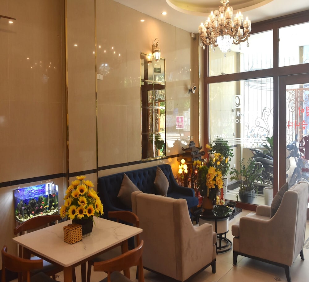 Thanh Hang Hotel Near Emerald My Dinh