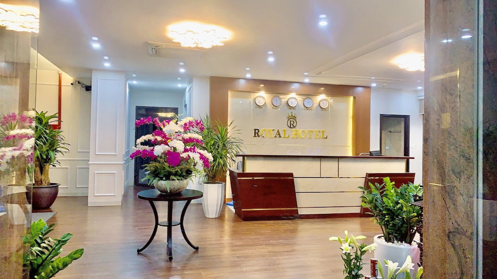 Royal Hotel Ii