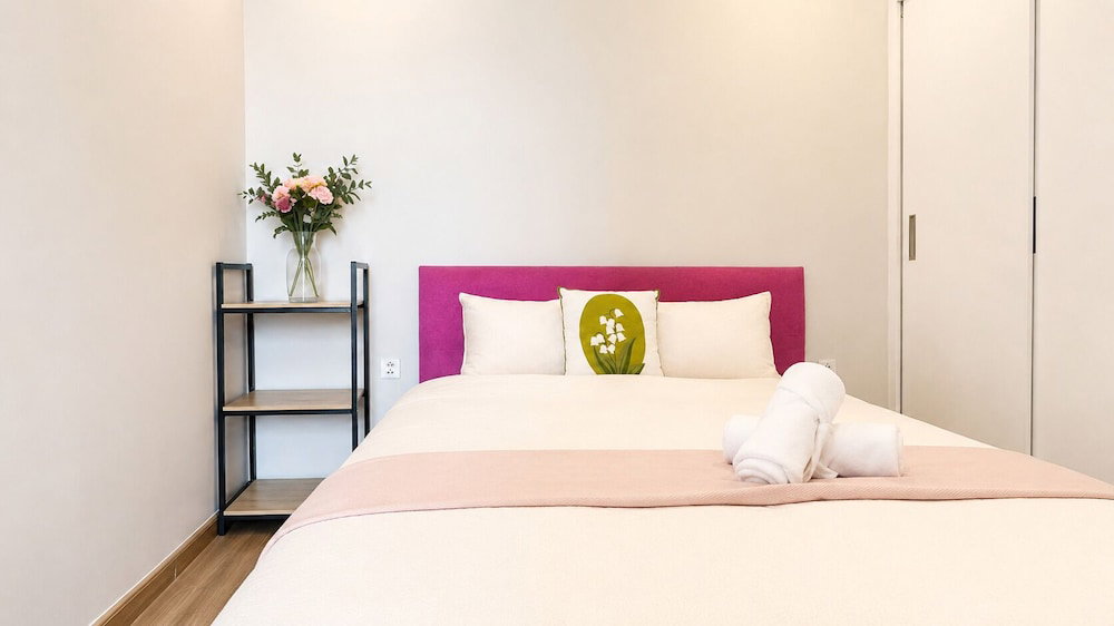 Hotel Kim's House - Vinhomes Times City
