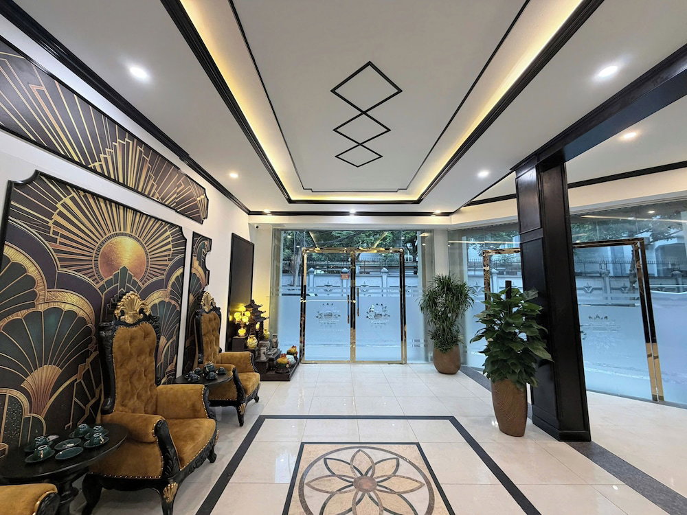 Vera Luxury Hotel