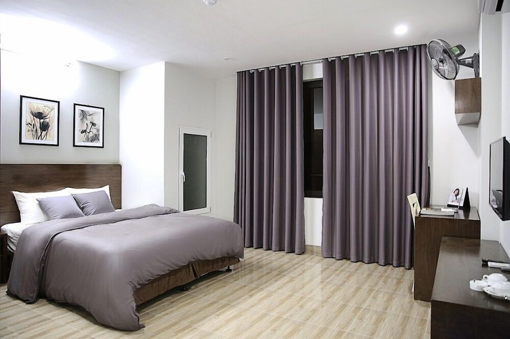 Hotel V House 6 Serviced Apartment